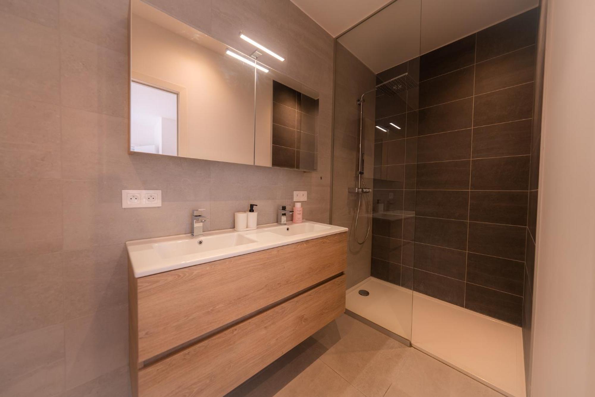 Appartement Cosy Pres De Tout ! Mons Bagian luar foto